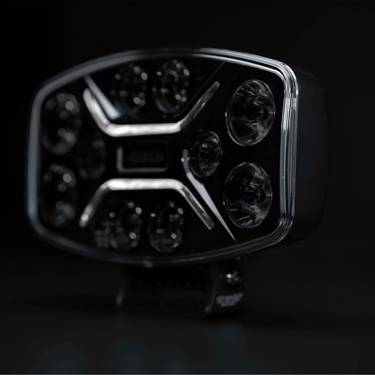 Strands DARK KNIGHT INSANE DRIVING LIGHT OVAL