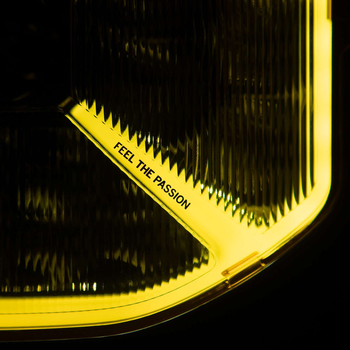 Strands SIBERIA X LENS COVER YELLOW FLOOD 7″