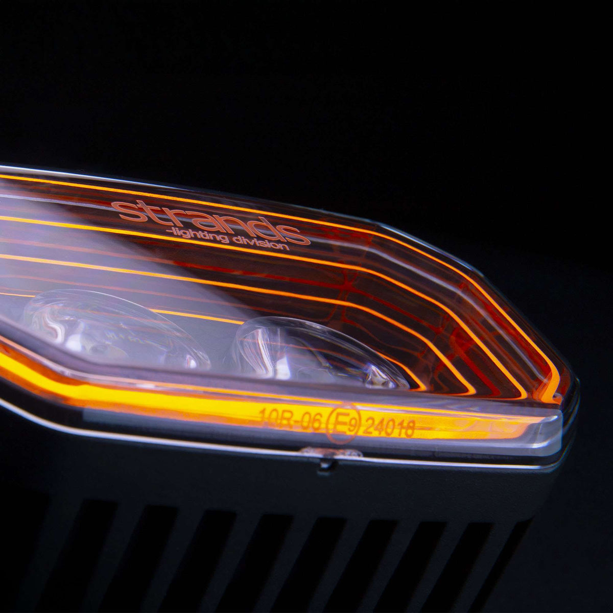 Strands FOR9T LIGHT POD DRIVING LIGHT 4″