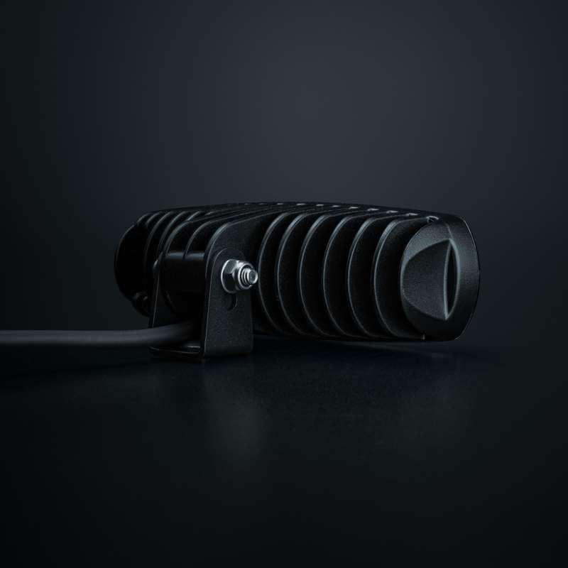 Strands NUUK E-LINE BLACK R 13W