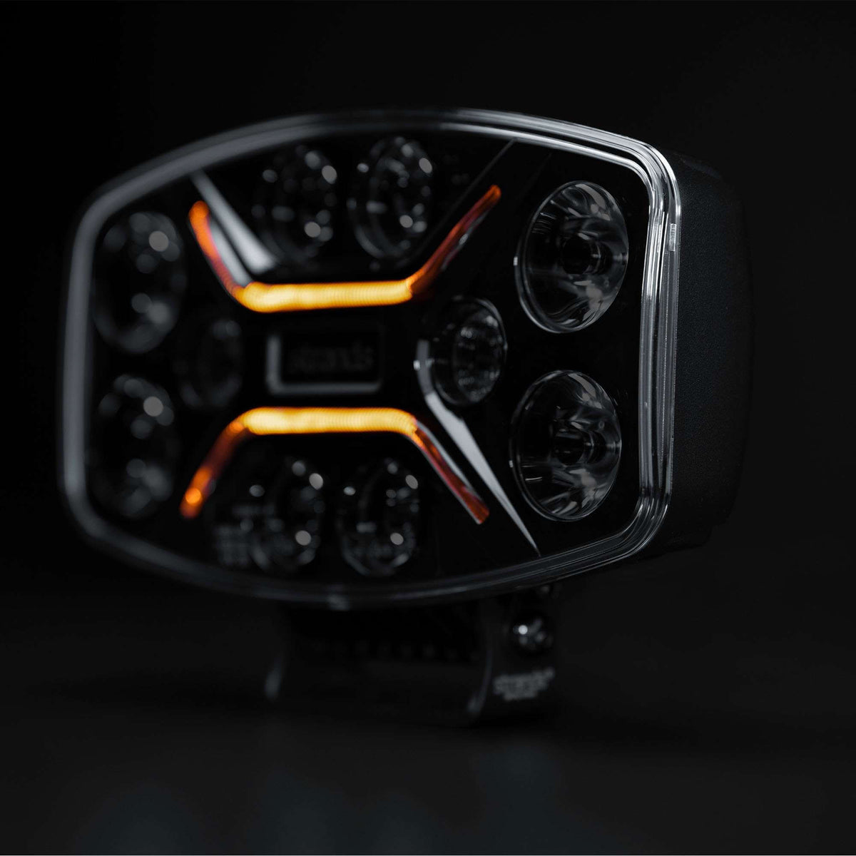 Strands DARK KNIGHT INSANE DRIVING LIGHT OVAL